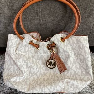 Medium Michael Kors Bag